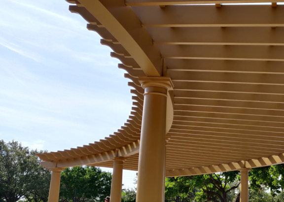 curved pergola.