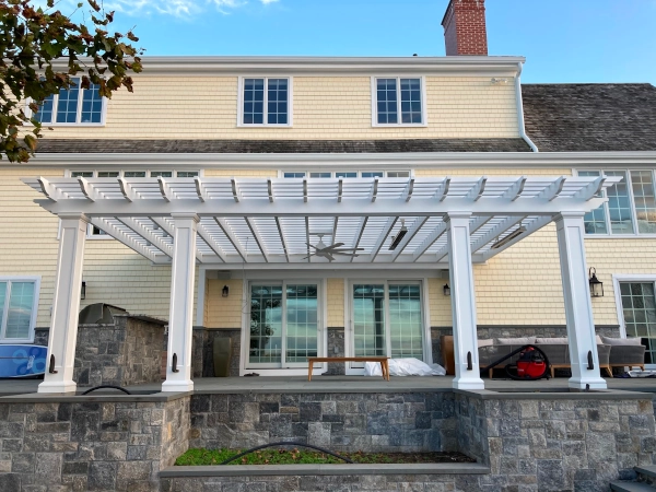 Outdoor Kitchen fiberglass pergola in Connecticut