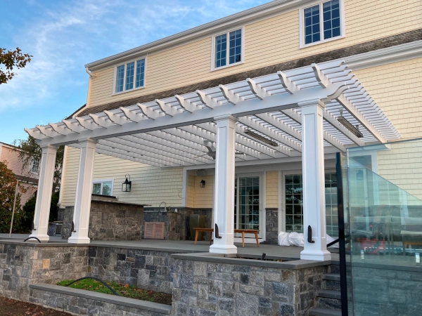 Outdoor Kitchen fiberglass pergola in Connecticut